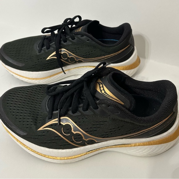 Saucony Women’s Endorphin Speed 3 running Shoe - Size 10 - Picture 1 of 5